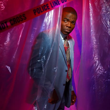 Reno Wilson as Det. Bobby Watt