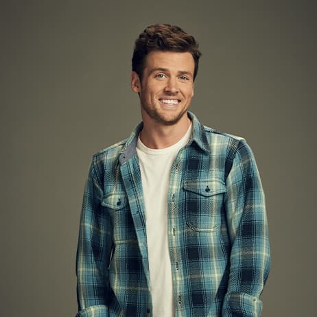 Jack Cutmore-Scott as Freddy Crane