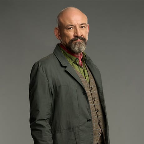 Ritchie Coster as Shinwell Johnson