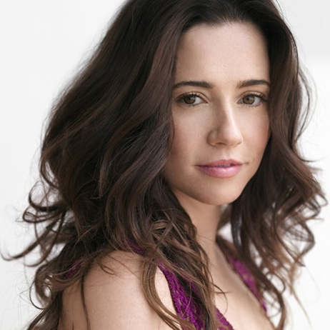 Linda Cardellini