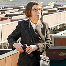 Linda Hunt 
