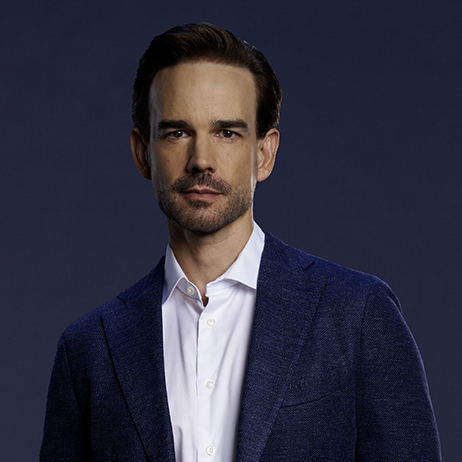 Christopher Gorham as Travis Fraley in Sheriff Country